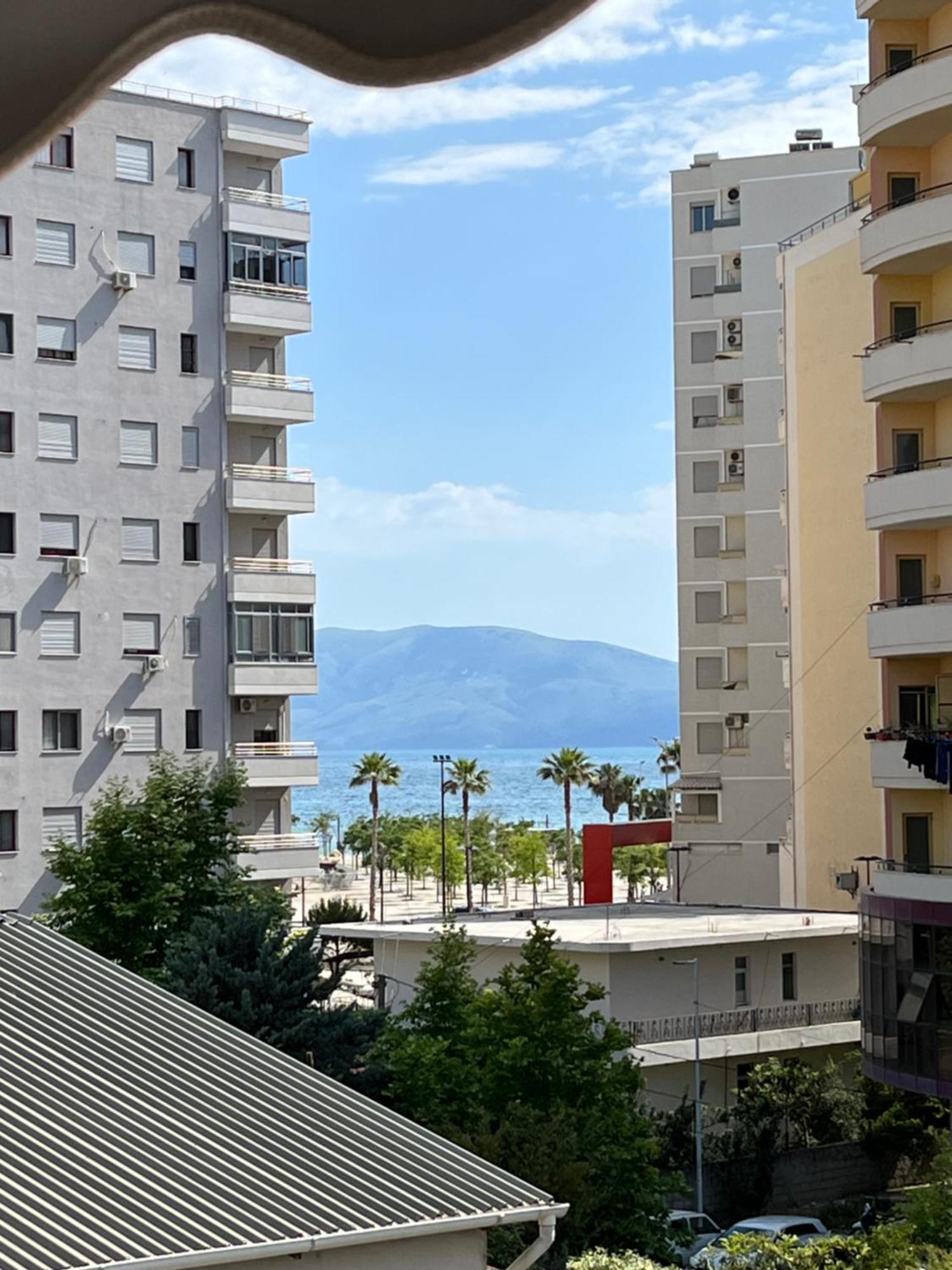 Iljazi'S Apartaments Vlorë Exterior foto