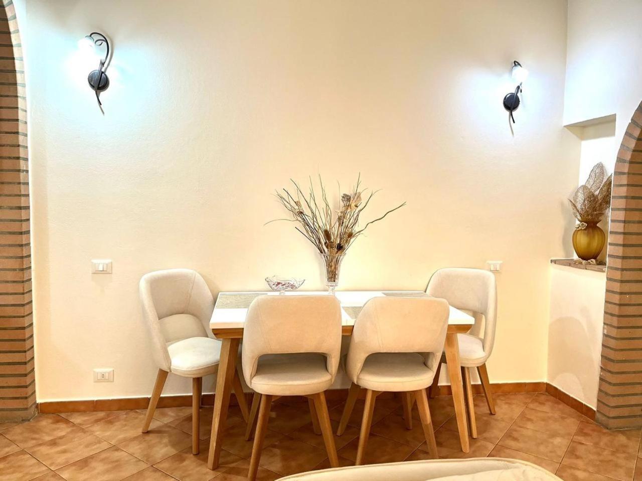 Iljazi'S Apartaments Vlorë Exterior foto